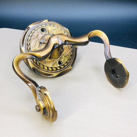 Vintage 70s Amerock Carriage House Toilet Paper Holder: Wall Mount- 2/2 Bathroom - Picture 3 of 12